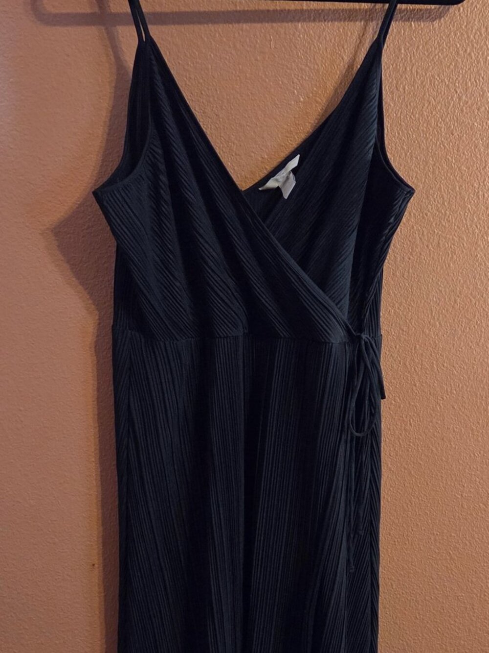 H&M Black Pleated Wrap Midi Dress Sleeveless Spaghetti Strap Minimalist